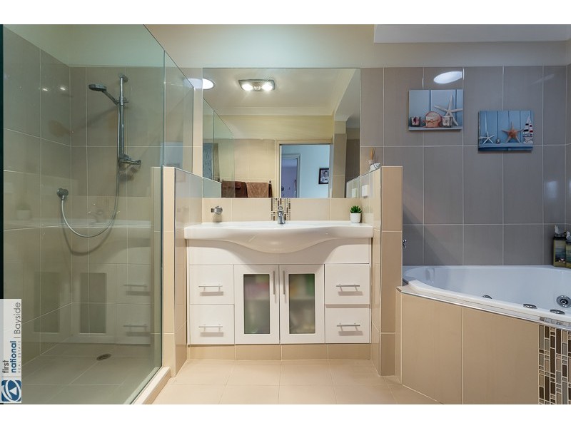 6 Beenwerrin Crescent, Capalaba QLD 4157