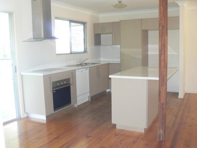 52 Kennedy Drive, Capalaba QLD 4157