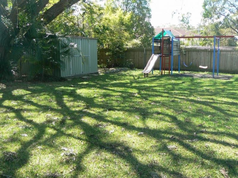 52 Kennedy Drive, Capalaba QLD 4157