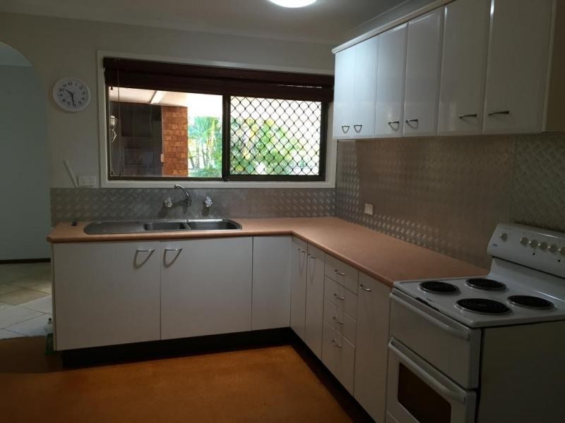 1 Yeovil Court, Alexandra Hills QLD 4161