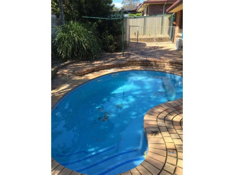 1 Yeovil Court, Alexandra Hills QLD 4161