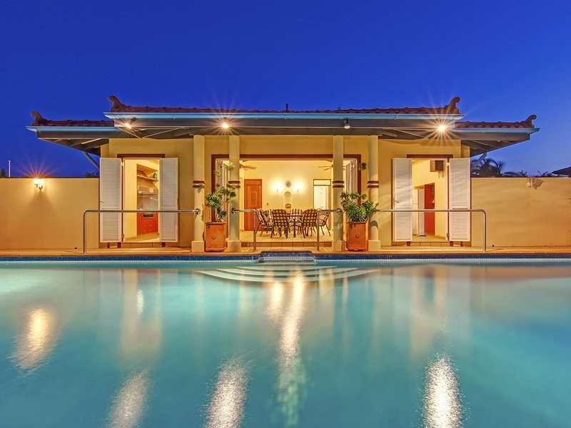 4 Commodore Drive, Birkdale QLD 4159