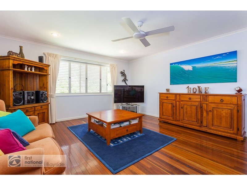 18 Thorne Rd, Birkdale QLD 4159