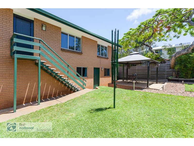 18 Thorne Rd, Birkdale QLD 4159
