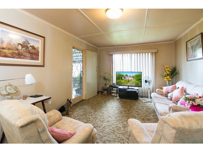 9 Meyrick St, Cannon Hill QLD 4170