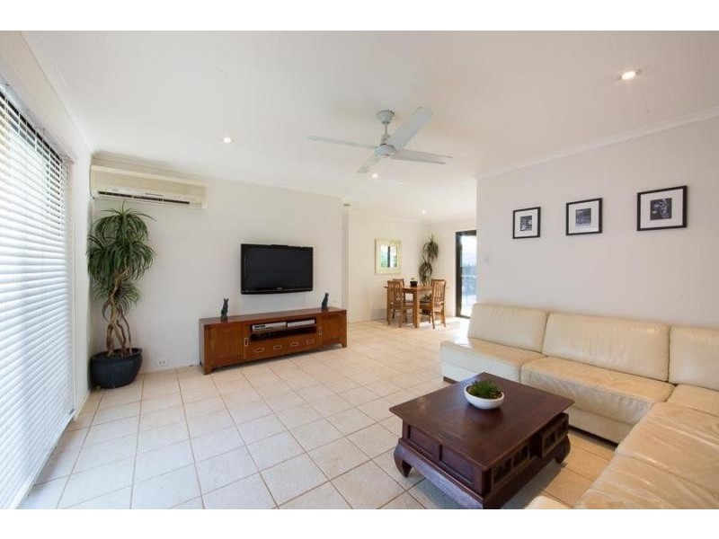 7 Owen Street, Wellington Point QLD 4160