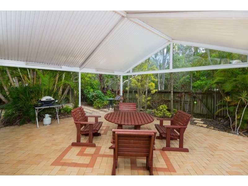 15 Fuchsia Close, Birkdale QLD 4159