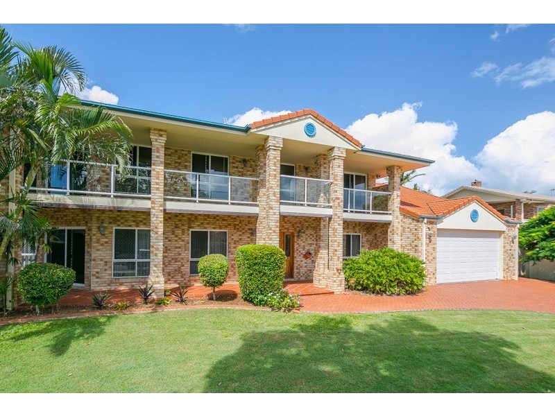 1 Sorrento Close, Wellington Point QLD 4160