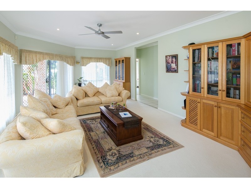 1 Sorrento Close, Wellington Point QLD 4160