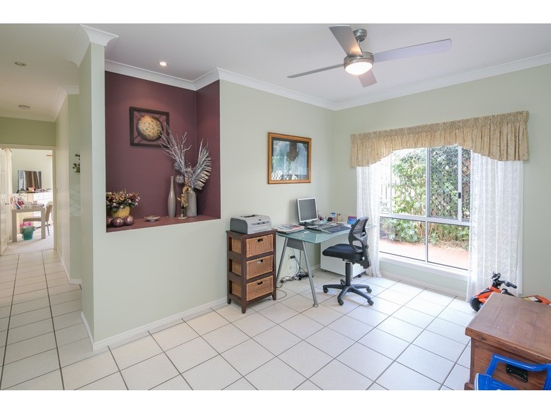1 Sorrento Close, Wellington Point QLD 4160