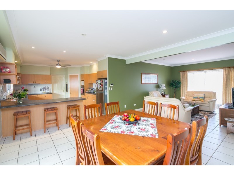 1 Sorrento Close, Wellington Point QLD 4160