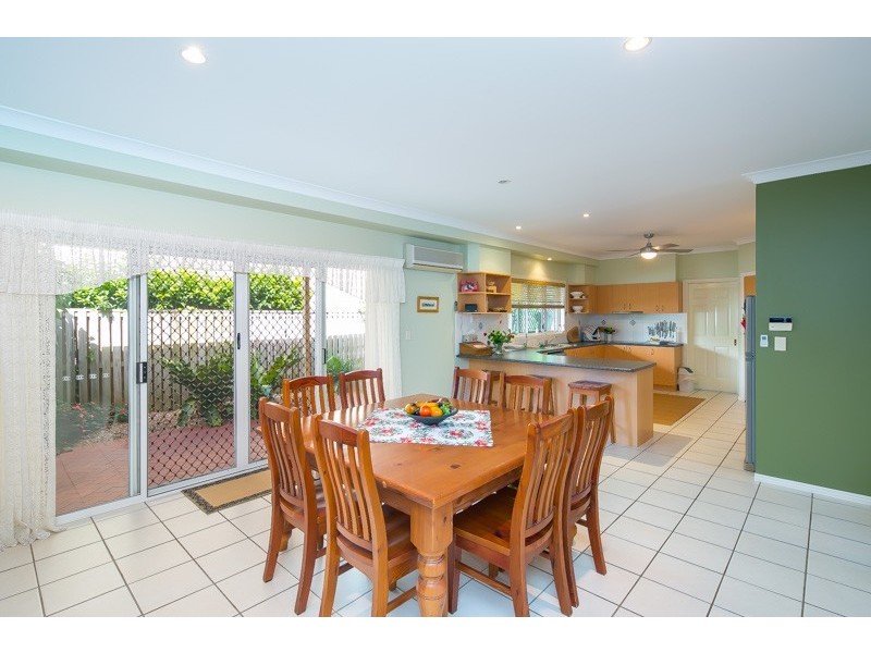 1 Sorrento Close, Wellington Point QLD 4160