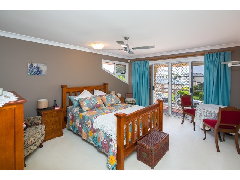 1 Sorrento Close, Wellington Point QLD 4160