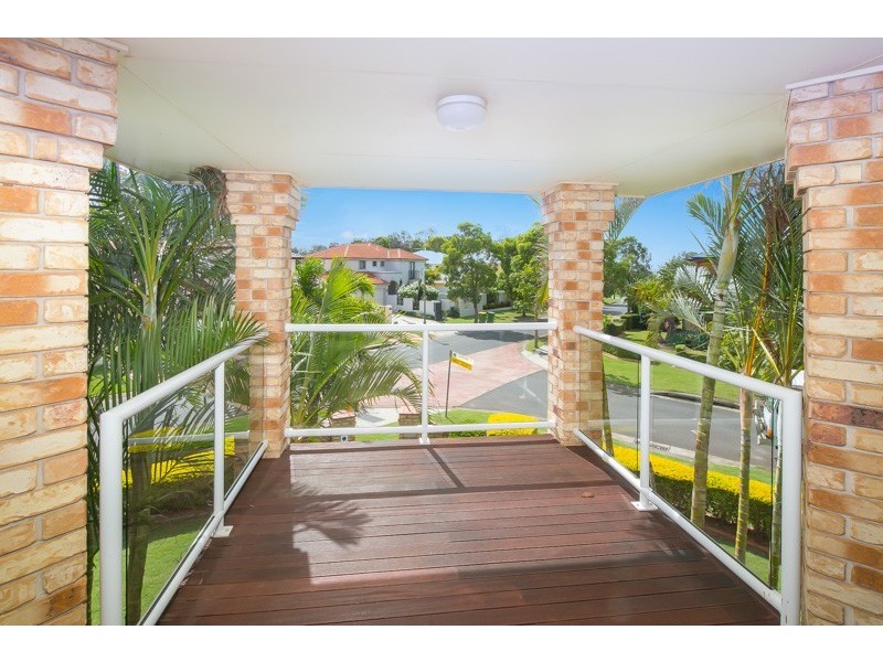 1 Sorrento Close, Wellington Point QLD 4160