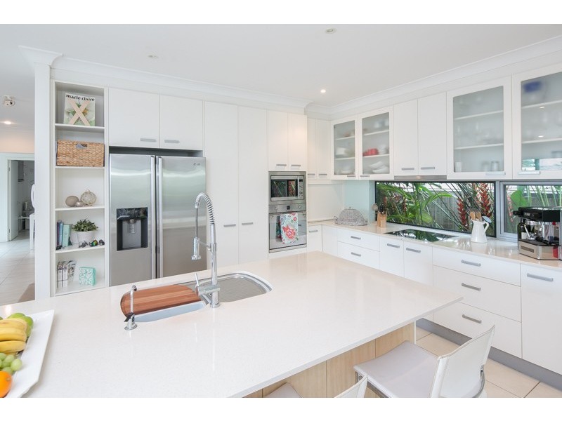 32 Bayview Street, Wellington Point QLD 4160