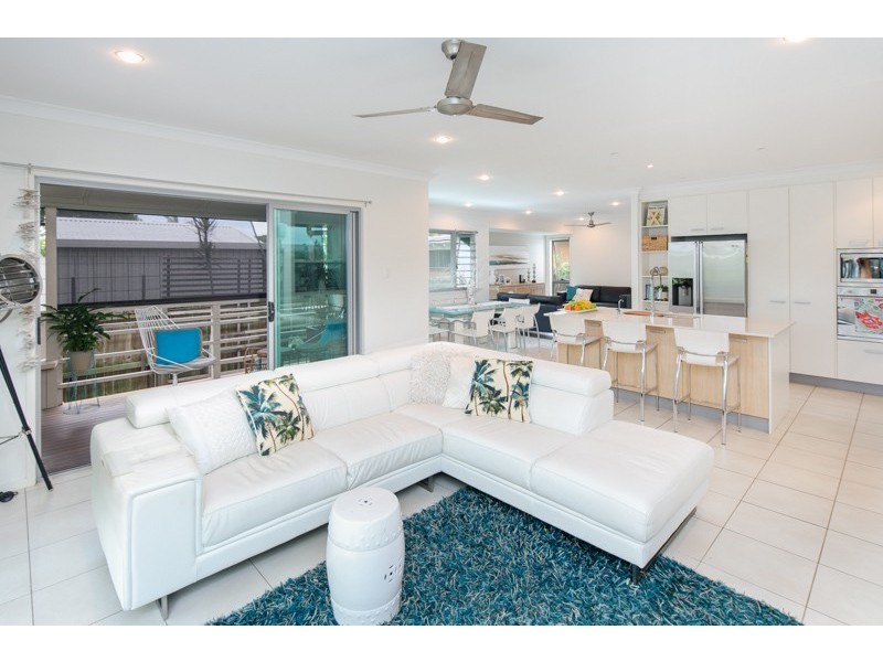 32 Bayview Street, Wellington Point QLD 4160