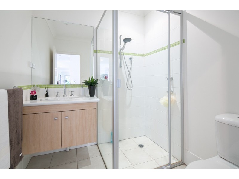 32 Bayview Street, Wellington Point QLD 4160