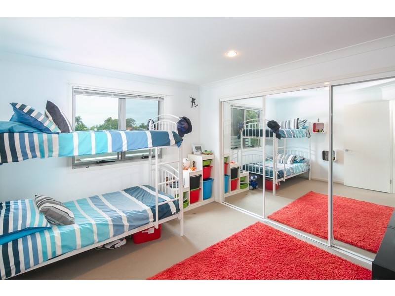 32 Bayview Street, Wellington Point QLD 4160