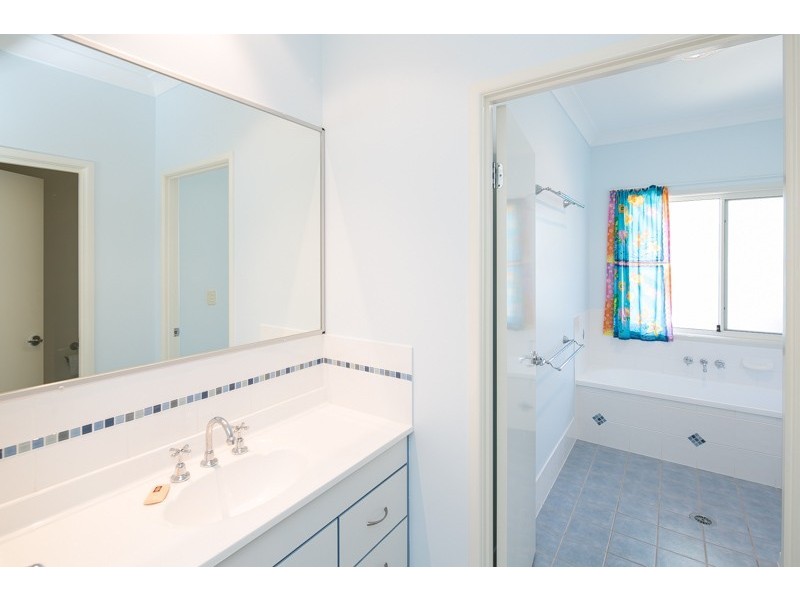 47 Starkey Street, Wellington Point QLD 4160