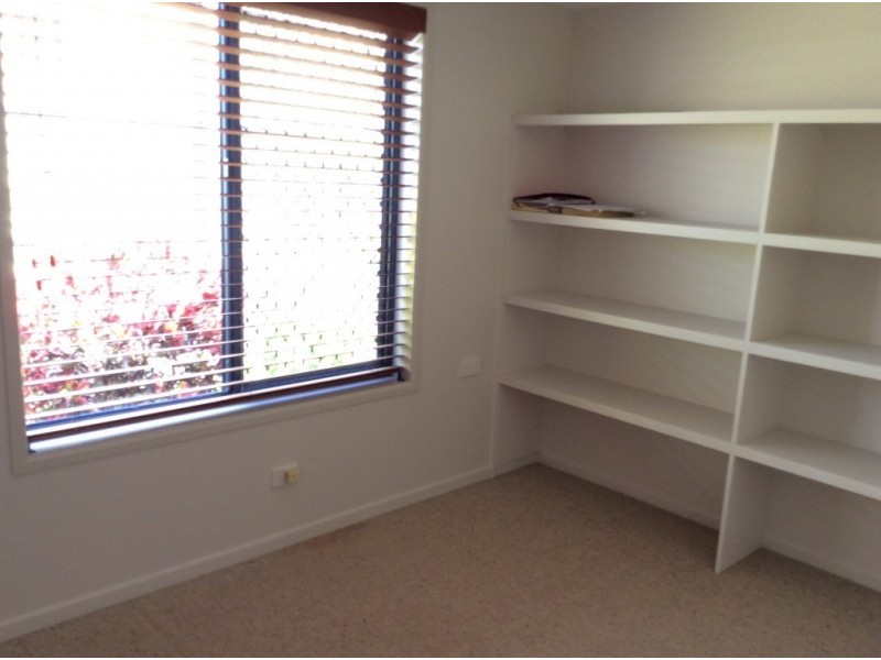 2/12 Tauris Road, Capalaba QLD 4157