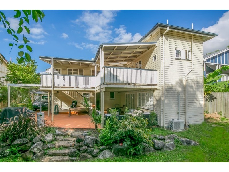 6 Rossmore Avenue, Coorparoo QLD 4151