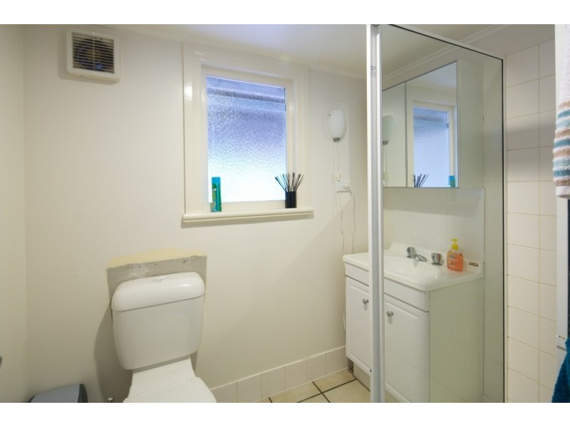 6 Rossmore Avenue, Coorparoo QLD 4151