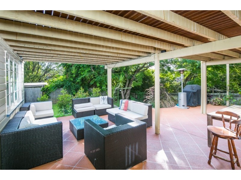 6 Rossmore Avenue, Coorparoo QLD 4151