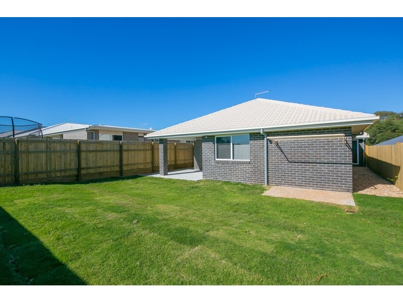 4 Maree Place, Redland Bay QLD 4165