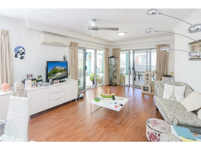 10/52 Queen St, Southport QLD 4215