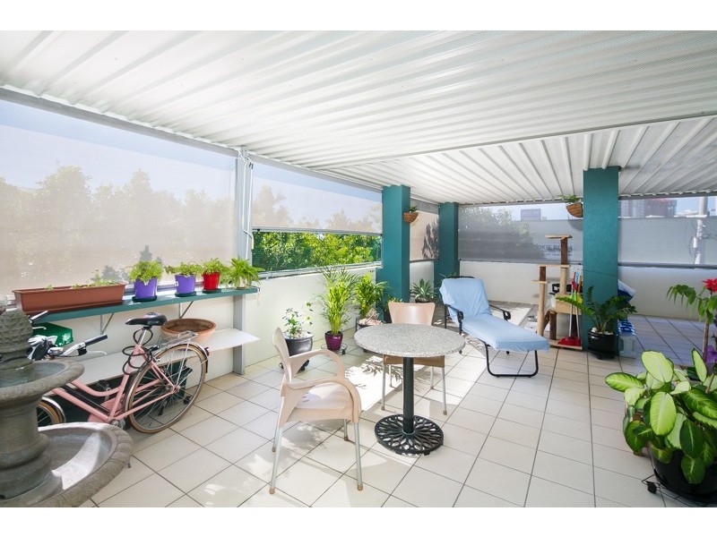 10/52 Queen St, Southport QLD 4215