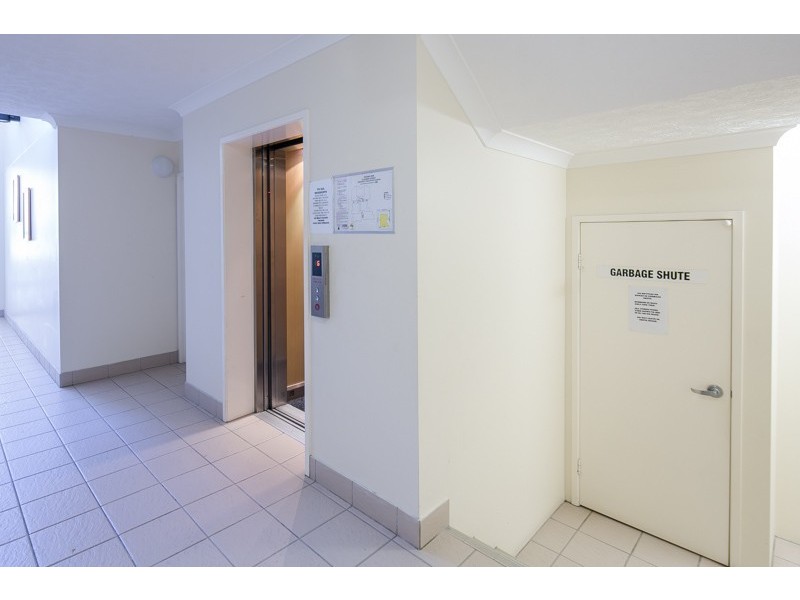 10/52 Queen St, Southport QLD 4215