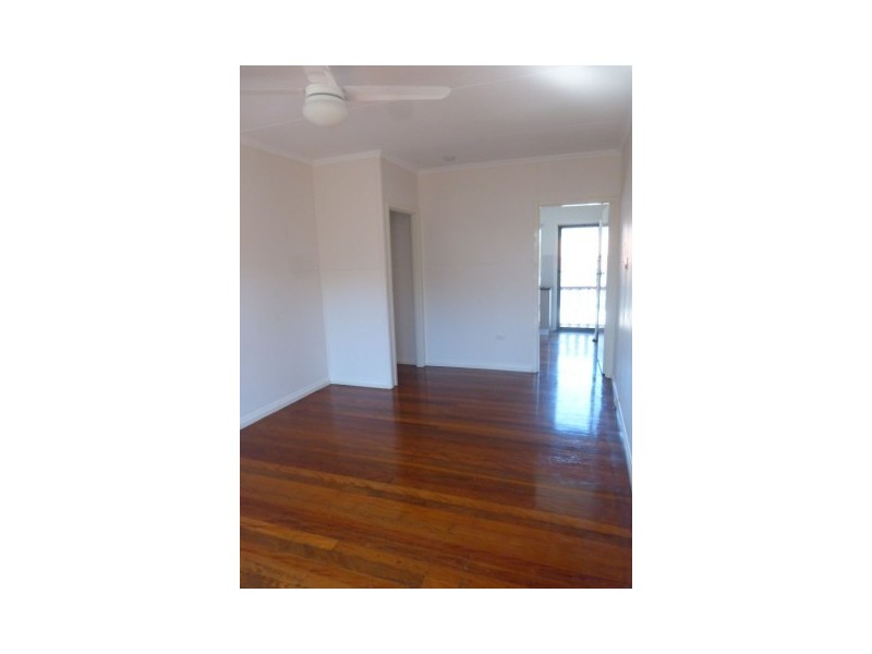 2/6 Boongal Road, Camp Hill QLD 4152