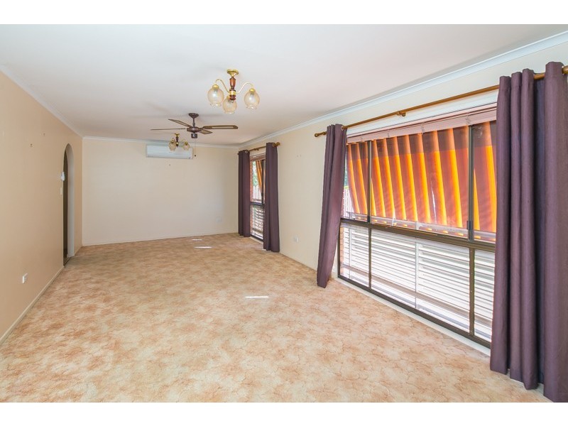 1 Kimbolton Place, Carindale QLD 4152