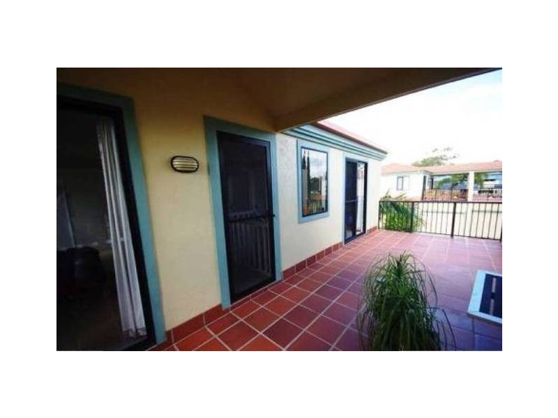 2/17-19 Island Street, Cleveland QLD 4163