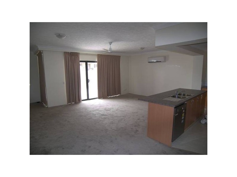 12-14 Bradford Street, Labrador QLD 4215