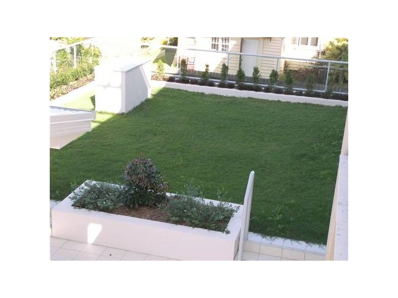 12-14 Bradford Street, Labrador QLD 4215