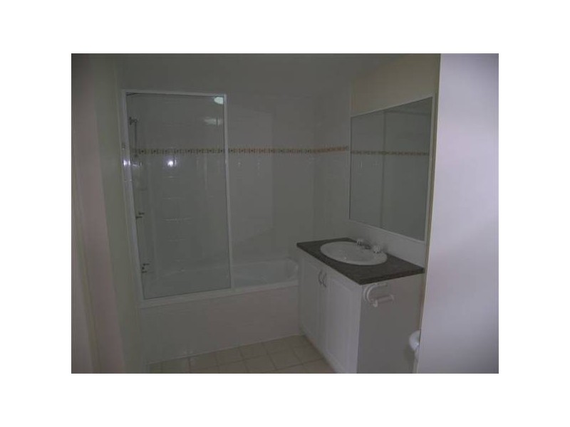 12-14 Bradford Street, Labrador QLD 4215