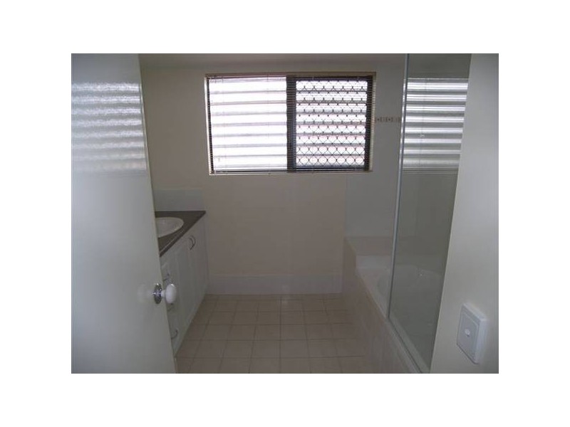 12-14 Bradford Street, Labrador QLD 4215