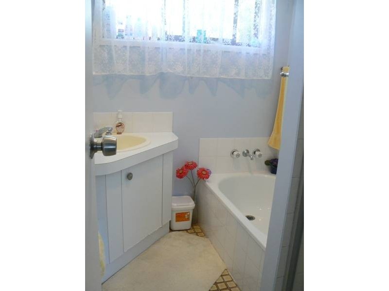 28 Charles Canty Drive, Wellington Point QLD 4160