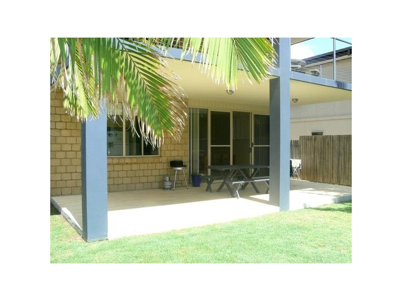 75 Cavell Street, Birkdale QLD 4159
