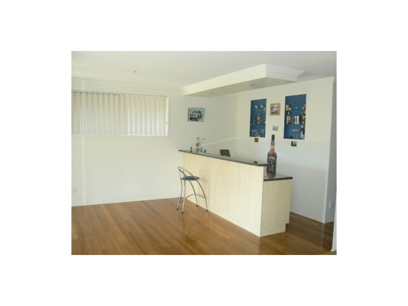 75 Cavell Street, Birkdale QLD 4159