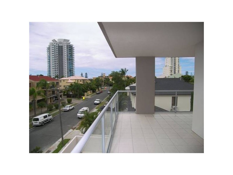 Labrador QLD 4215