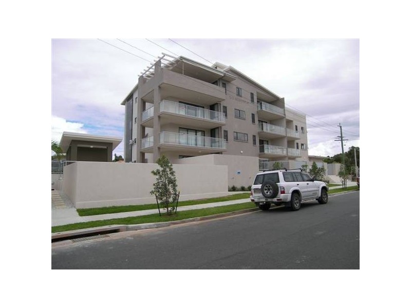 Labrador QLD 4215