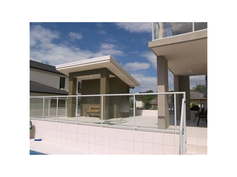 Labrador QLD 4215