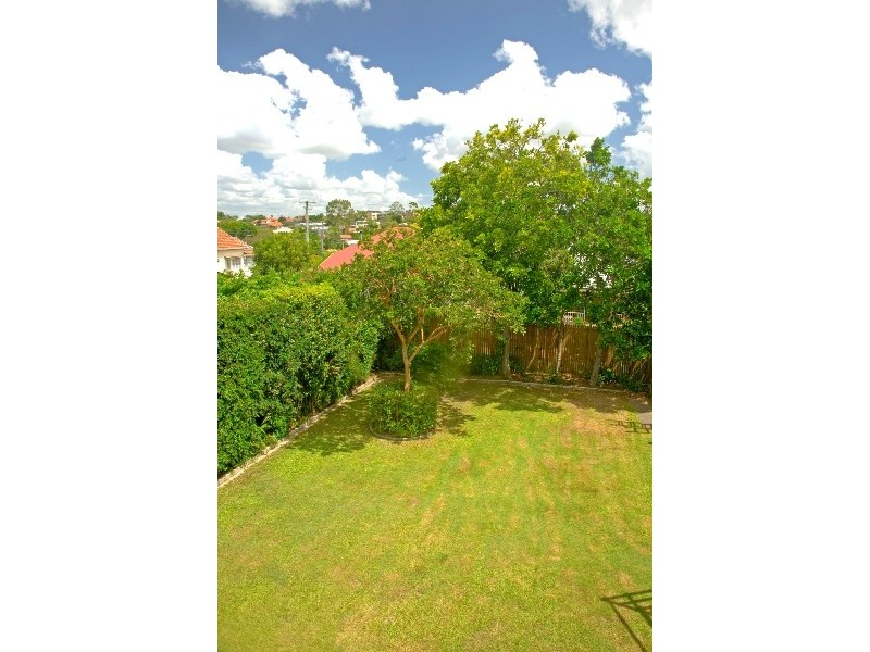 37 Shakespeare Street, Coorparoo QLD 4151