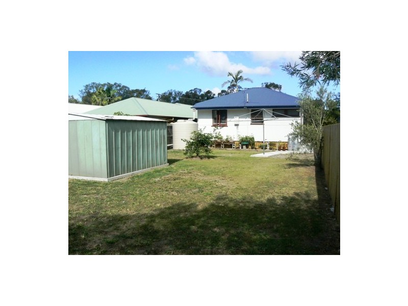 18 Hugh Street, Thorneside QLD 4158