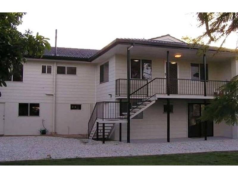 1 Maud Street, Birkdale QLD 4159