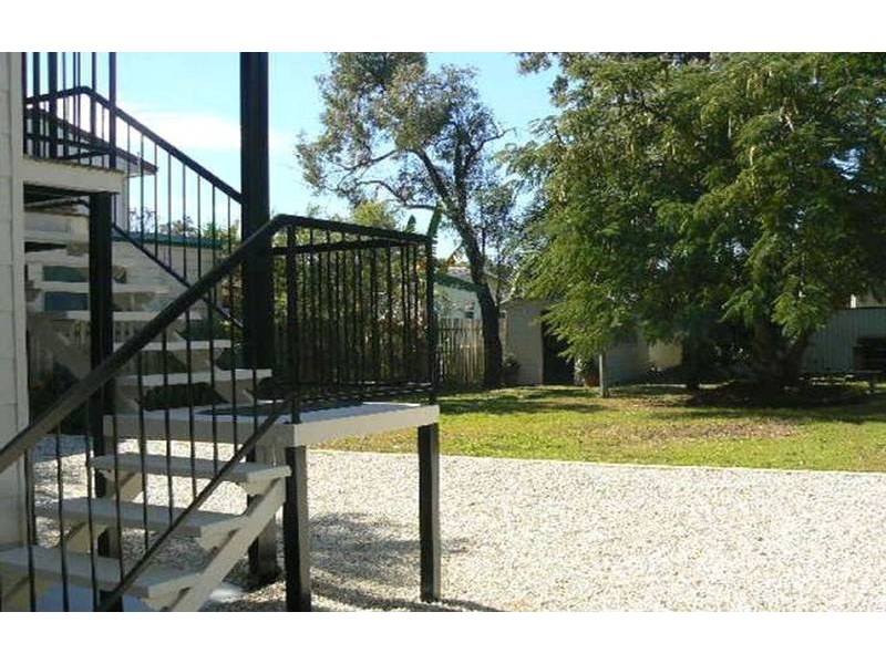 1 Maud Street, Birkdale QLD 4159