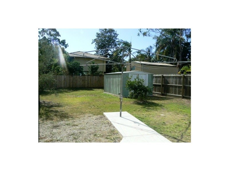 18 Hugh Street, Thorneside QLD 4158