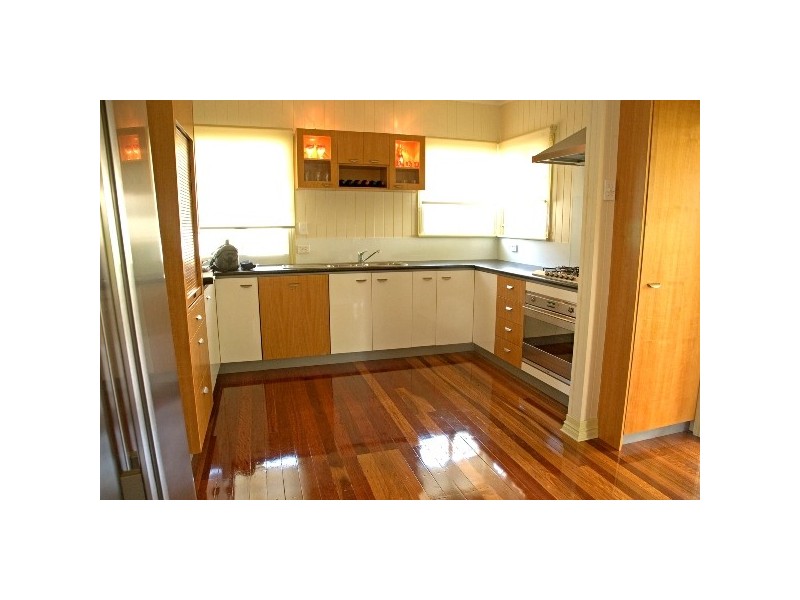 37 Shakespeare Street, Coorparoo QLD 4151